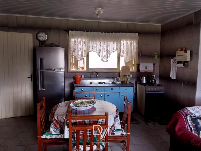 Casa com 02 dormitórios em Xangri-lá: 5ª foto da galeria de imagens do imóvel