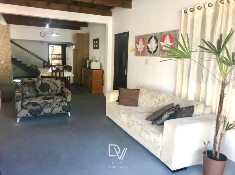 Sobrado com 04 dormitórios no Bairro Zona Nova: 3ª foto da galeria de imagens do imóvel