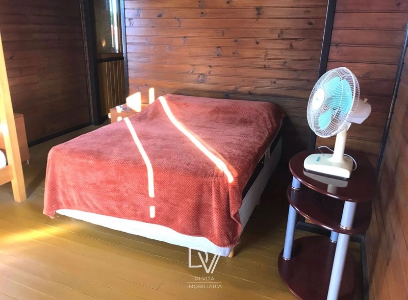 Sobrado com 04 dormitórios no Bairro Zona Nova: 17ª foto da galeria de imagens do imóvel