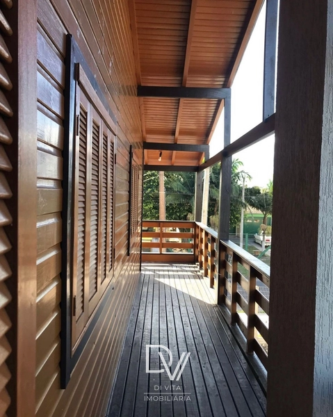 Sobrado com 04 dormitórios no Bairro Zona Nova: 22ª foto da galeria de imagens do imóvel