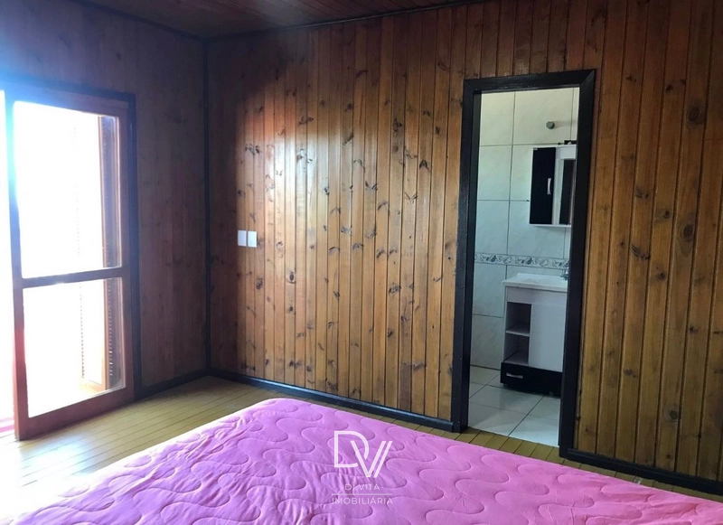 Sobrado com 04 dormitórios no Bairro Zona Nova: 26ª foto da galeria de imagens do imóvel