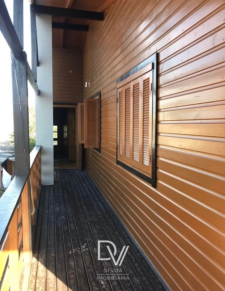 Sobrado com 04 dormitórios no Bairro Zona Nova: 21ª foto da galeria de imagens do imóvel