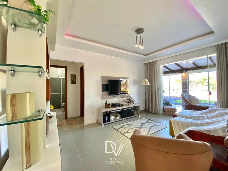 Casa com 05 dormitórios em Xangri-lá: 5ª foto da galeria de imagens do imóvel