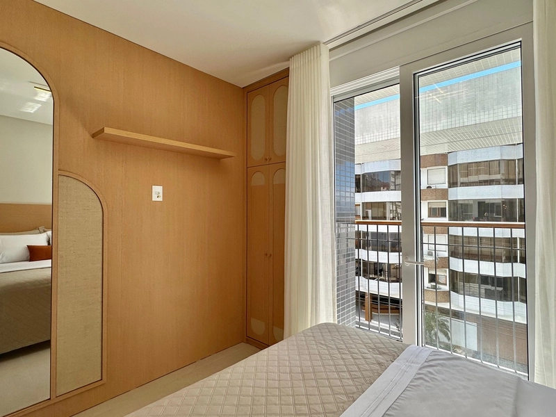 APARTAMENTO DECORADO COM VARANDA: 27ª foto da galeria de imagens do imóvel