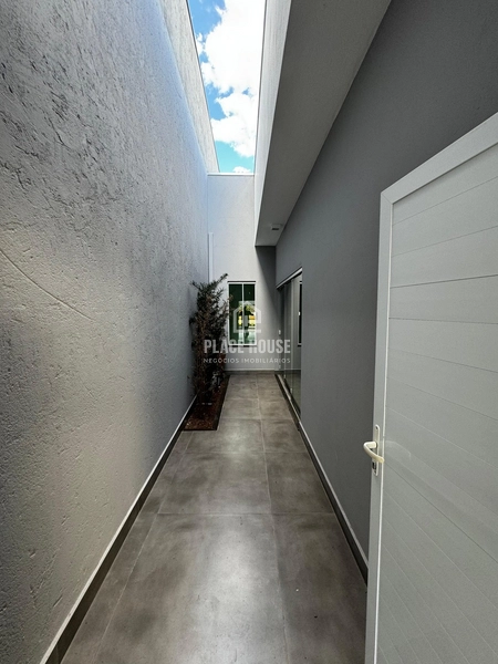 Casa 3 quartos sendo 2 suítes, Piscina Aquecida a.c 200 m² Novo Mundo: 4ª foto da galeria de imagens do imóvel