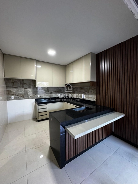 Casa 3 quartos sendo 2 suítes, Piscina Aquecida a.c 200 m² Novo Mundo: 13ª foto da galeria de imagens do imóvel