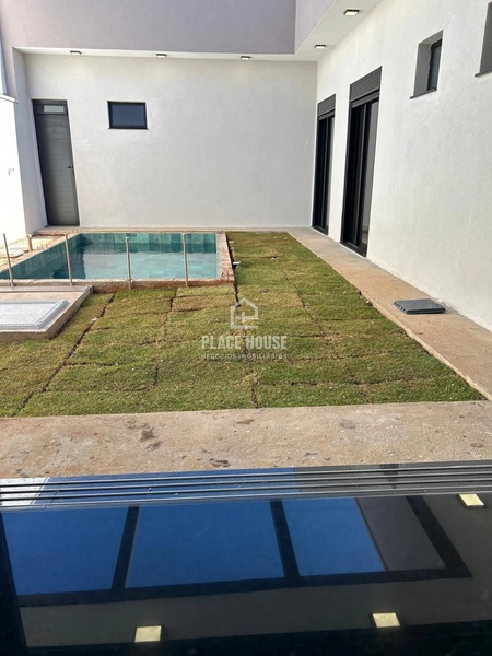 Casa 3 Suítes, 2 Vagas, Piscina, a.c 160 m² - Condomínio Raros: 5ª foto da galeria de imagens do imóvel