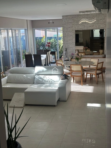 Casa com 3 dormitórios, 222 m² por R$ 1.870.000,00 - JD Barcelona: 4ª foto da galeria de imagens do imóvel