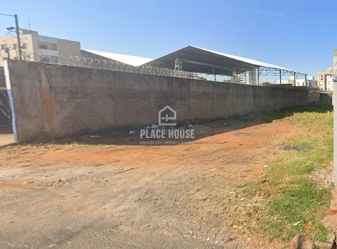 Terreno com 480 m² - Bairro Carajás - Uberlândia: 1ª foto da galeria de imagens do imóvel