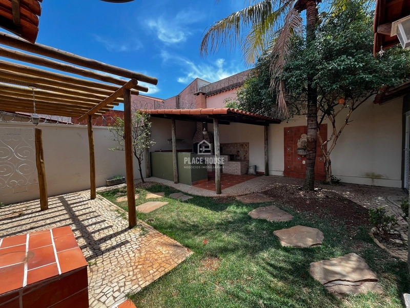 Casa com 3 dormitórios no bairro Cidade Jardim.: 1ª foto da galeria de imagens do imóvel
