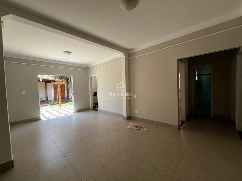 Casa com 3 dormitórios no bairro Cidade Jardim.: 2ª foto da galeria de imagens do imóvel