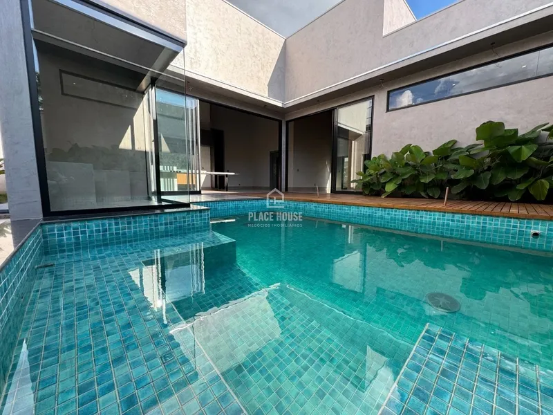 Casa com 4 dormitórios à venda, 240 m² por R$ 2.600.000,00 - Jardins Gênova - Ub: 1ª foto da galeria de imagens do imóvel