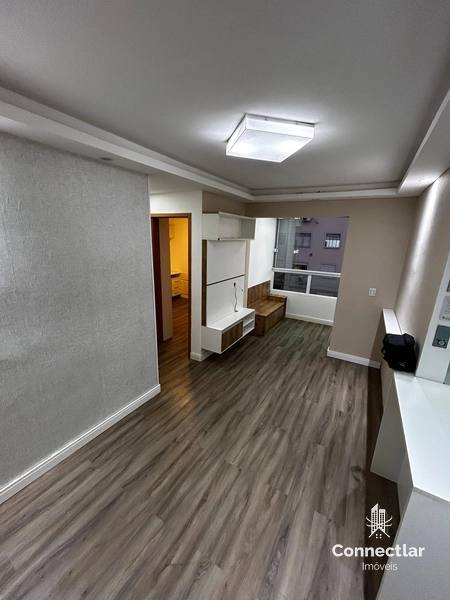 APARTAMENTO REFORMADO E MOBILIADO NO PORTO CRUZEIRO.: 2ª foto da galeria de imagens do imóvel