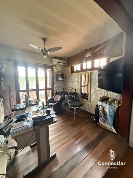 CASA AMPLA NO JARDIM ALGARVE EM ALVORADA: 12ª foto da galeria de imagens do imóvel