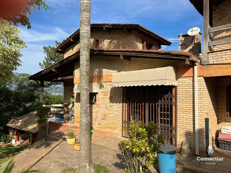DOIS SOBRADOS GEMINADOS NO BAIRRO HIPICA: 1ª foto da galeria de imagens do imóvel
