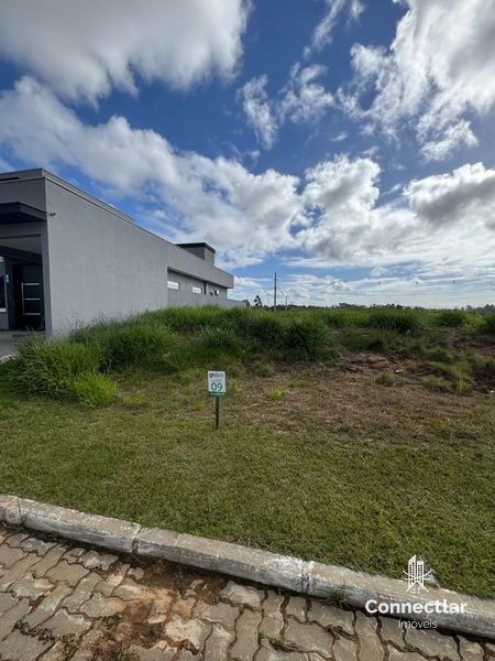 Terreno em condomínio fechado pronto para construção.: 2ª foto da galeria de imagens do imóvel