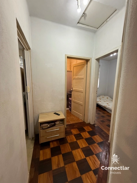Apartamento 3 dormitórios com pátio e edícula no IAPI: 5ª foto da galeria de imagens do imóvel