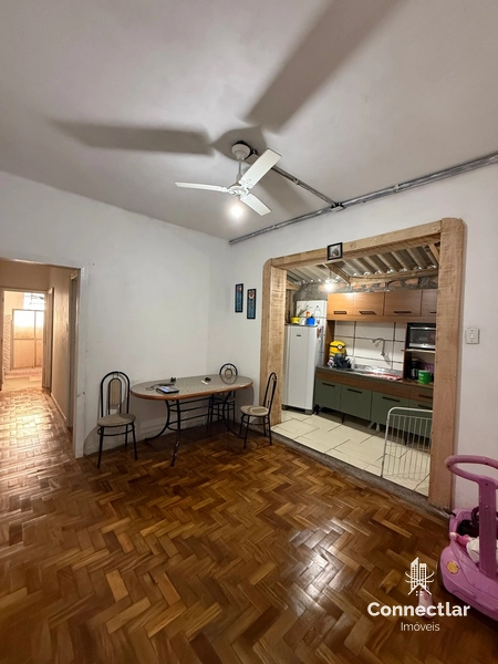 APARTAMENTO DE TRÊS DORMITÓRIO NO BAIRRO FLORESTA: 2ª foto da galeria de imagens do imóvel