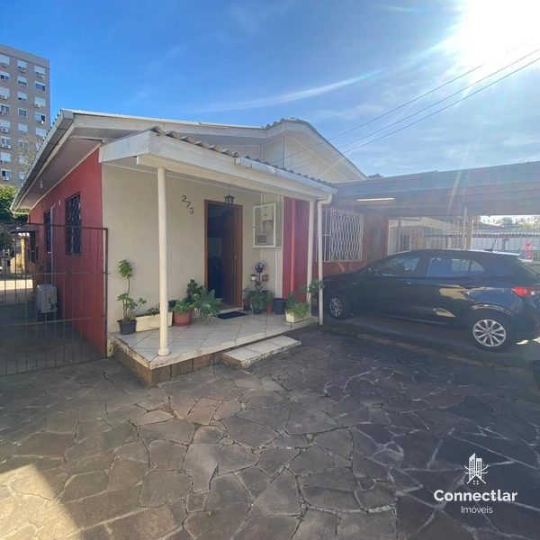 CASA COM ENORME TERRENO: 2ª foto da galeria de imagens do imóvel