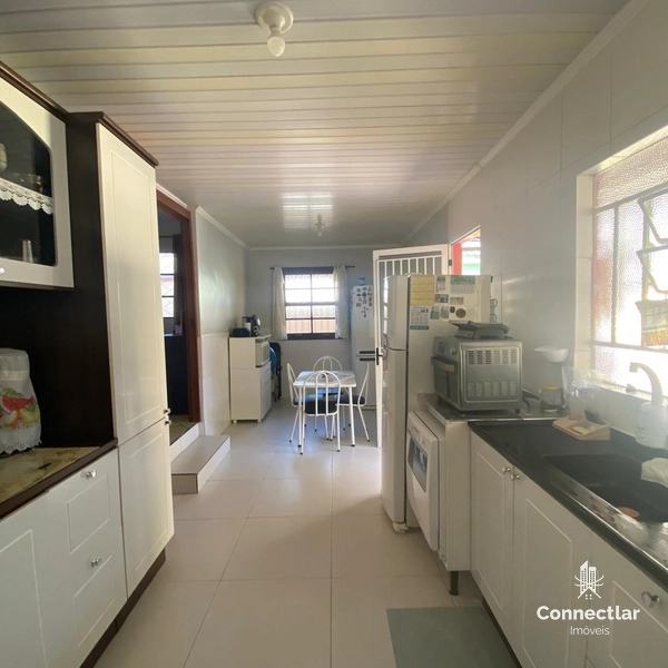 CASA COM ENORME TERRENO: 9ª foto da galeria de imagens do imóvel