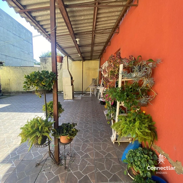 CASA COM ENORME TERRENO: 13ª foto da galeria de imagens do imóvel