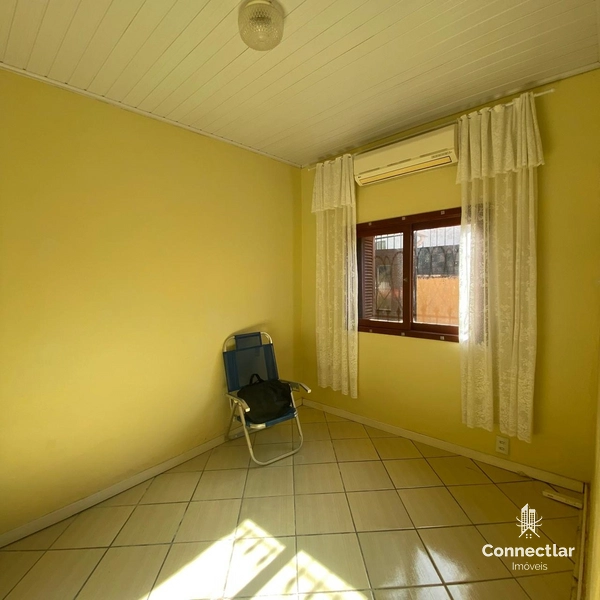CASA COM ENORME TERRENO: 6ª foto da galeria de imagens do imóvel