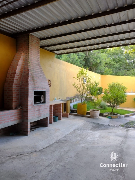 CASA AMPLA EM DOIS TERRENOS NO BAIRRO AGRONOMIA: 3ª foto da galeria de imagens do imóvel
