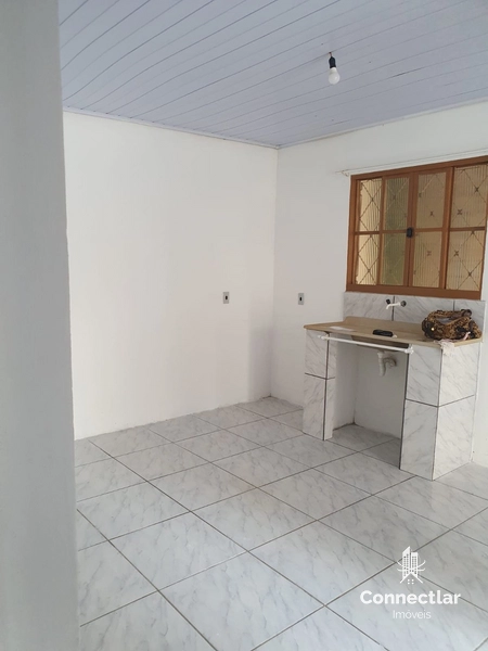 TERRENO COM 3 CASAS: 9ª foto da galeria de imagens do imóvel
