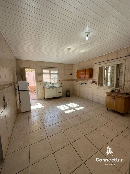 CASA NO BAIRRO MEDIANEIRA: 5ª foto da galeria de imagens do imóvel