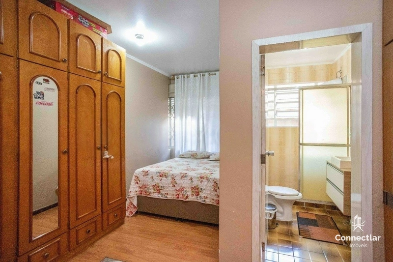 CASA AMPLA NO JARDIM LINDÓIA: 4ª foto da galeria de imagens do imóvel