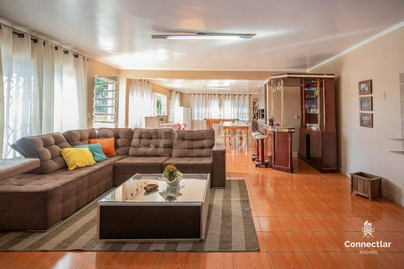 CASA AMPLA NO JARDIM LINDÓIA: 25ª foto da galeria de imagens do imóvel