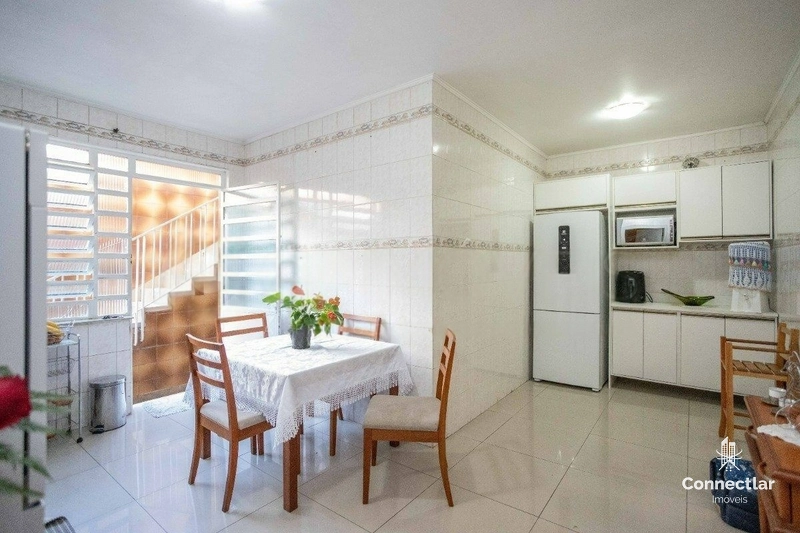 CASA AMPLA NO JARDIM LINDÓIA: 5ª foto da galeria de imagens do imóvel
