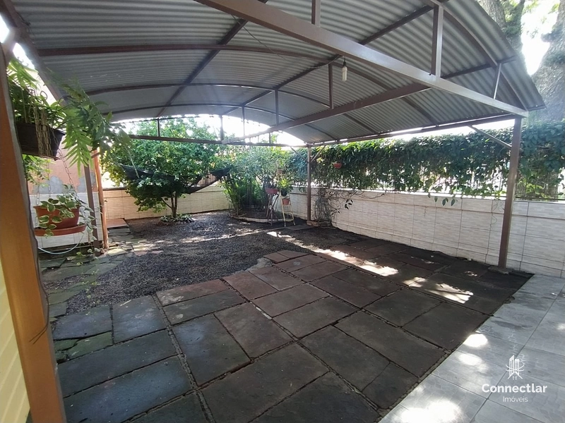 Terreno com Duas Casas e Pátio Amplo – Excelente Oportunidade!: 7ª foto da galeria de imagens do imóvel