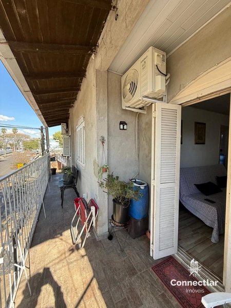 CASA AMPLA COM PARTE DA FRENTE PARA POSSÍVEL COMÉRCIO.: 12ª foto da galeria de imagens do imóvel