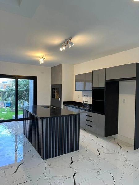 LINDA CASA DE TRÊS DORMITÓRIO NO CONDOMINIO BUENA VISTA.: 10ª foto da galeria de imagens do imóvel