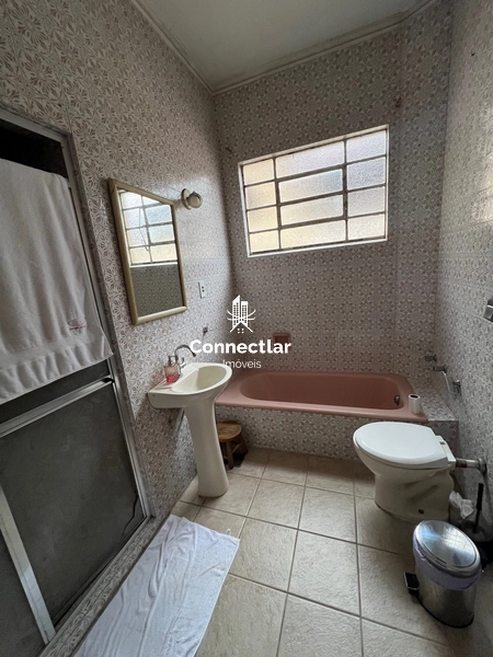 Espaço, conforto e localização privilegiada. Casa com 400m²: 18ª foto da galeria de imagens do imóvel