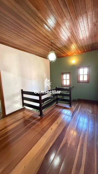 DUAS CASAS AMPLAS NO MESMO TERRENO.: 7ª foto da galeria de imagens do imóvel