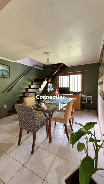DUAS CASAS AMPLAS NO MESMO TERRENO.: 5ª foto da galeria de imagens do imóvel