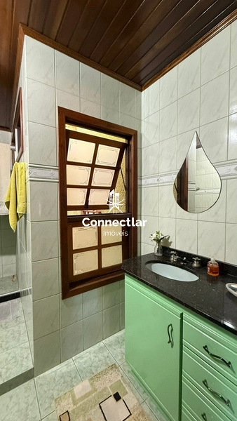 DUAS CASAS AMPLAS NO MESMO TERRENO.: 12ª foto da galeria de imagens do imóvel