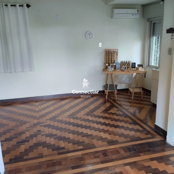 CASA NA ZONA SUL COM POSSIBILIDADE DE SER COMERCIAL: 3ª foto da galeria de imagens do imóvel
