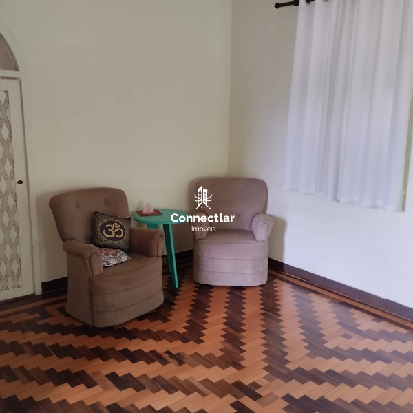 CASA NA ZONA SUL COM POSSIBILIDADE DE SER COMERCIAL: 2ª foto da galeria de imagens do imóvel