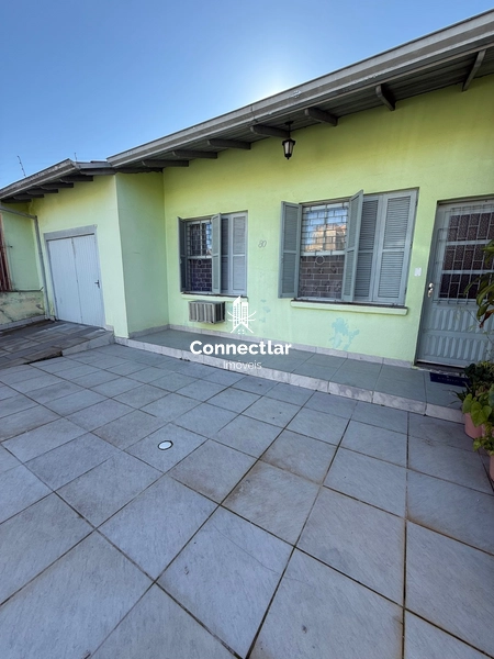 Ampla casa 3 dormitórios a meia quadra da Assis Brasil: 2ª foto da galeria de imagens do imóvel