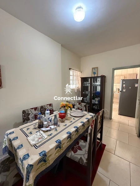 Ampla casa 3 dormitórios a meia quadra da Assis Brasil: 8ª foto da galeria de imagens do imóvel
