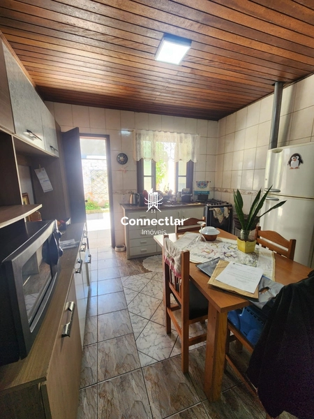 Casa no Algarve 2 dorm, ao lado do Max Center , conforto e praticidade: 8ª foto da galeria de imagens do imóvel