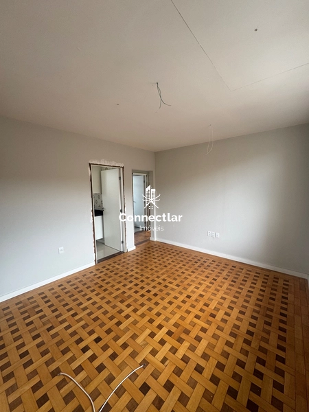 Apartamento 2 Dormitórios no Bairro São João: 3ª foto da galeria de imagens do imóvel