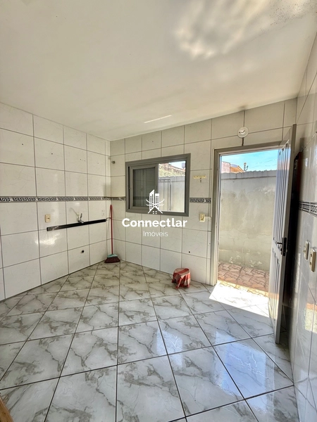 CASA DE 2 DORMITÓRIOS NA AV. ELMIRA: 10ª foto da galeria de imagens do imóvel