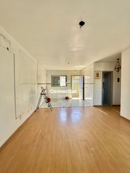 CASA DE 2 DORMITÓRIOS NA AV. ELMIRA: 9ª foto da galeria de imagens do imóvel