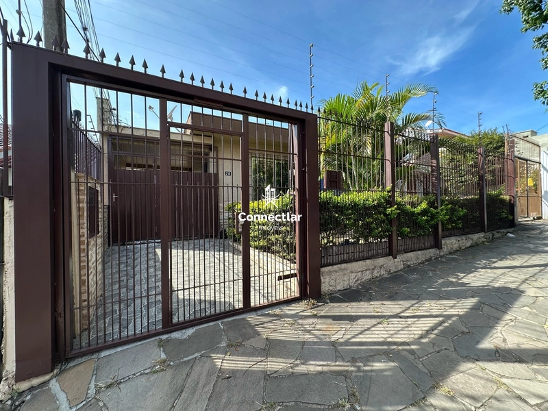 Linda Casa com Piscina e Ampla Área de Lazer!: 3ª foto da galeria de imagens do imóvel