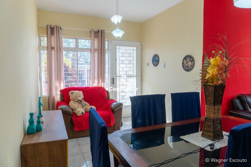 Casa Mobiliada à Venda na Zona Sul de Porto Alegre – 197m²: 11ª foto da galeria de imagens do imóvel