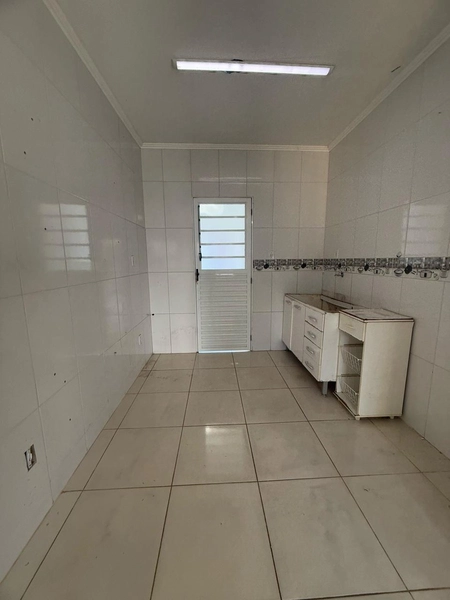 LINDA CASA DE TRÊS DORMITÓRIOS A VENDA: 5ª foto da galeria de imagens do imóvel